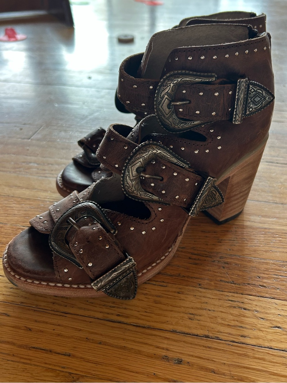 Free bird Violet studded leather Heeled Sandals